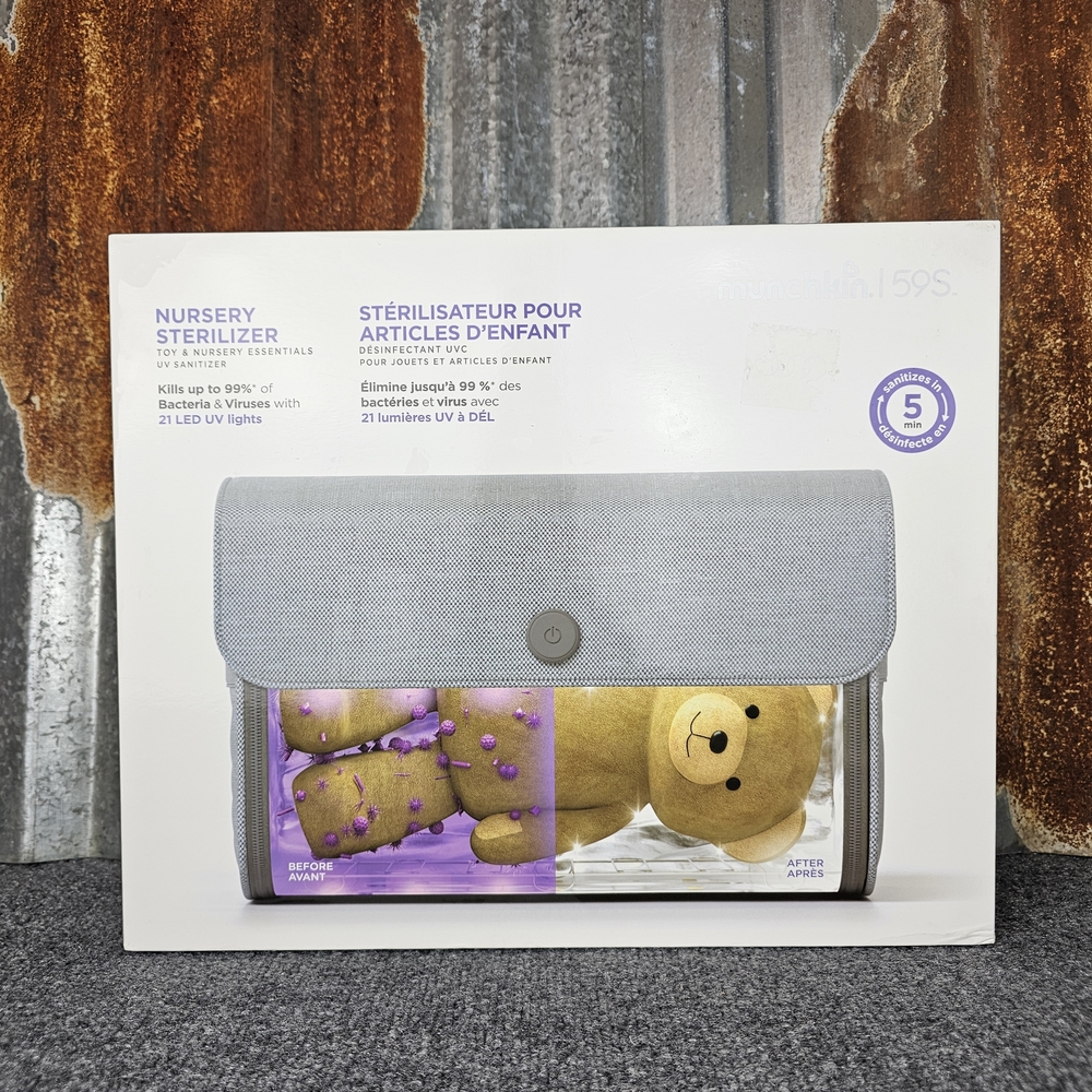 NWT Munchkin 59S Nursery & Toy UV Sterilizer - Kills 99% of Germs! ✨